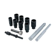 Wheel nut/bolt removal kit
