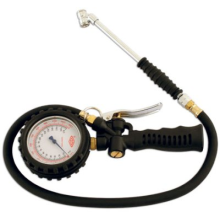 Tire pressure gauge with large scale