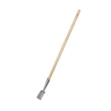Узкая лопата с длинной ручкой