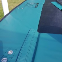 Trampoline with enclosure and green pad 426x274cm