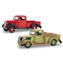 Revell 1937 Ford Pickup with surfboard 1:25